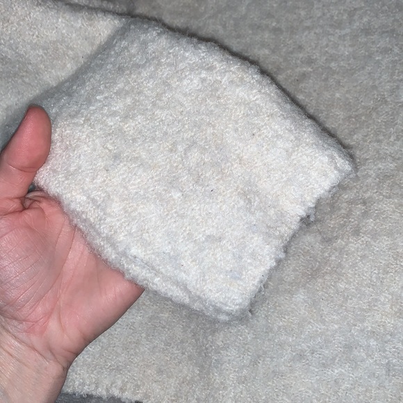 Free People // Stormy Pullover {Neutral Color}🌛 - Picture 8 of 11